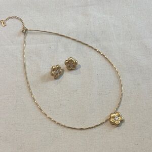 Gold Flower Necklace and Earring Set
